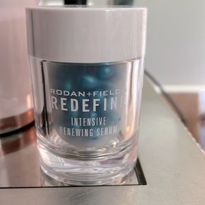 Rodan + Fields Redefine intensive renewing serum.